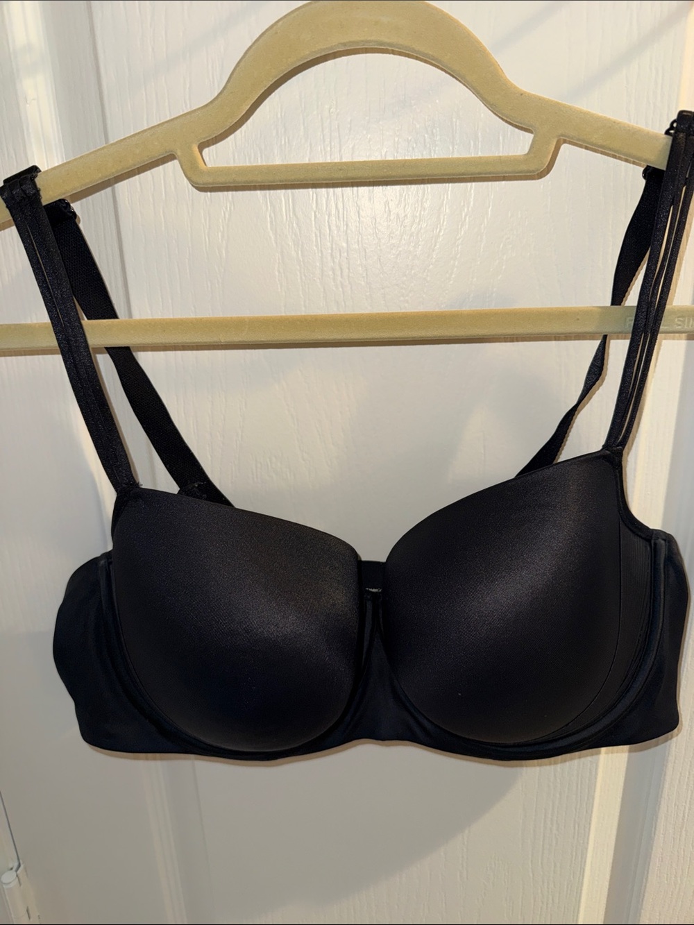 Soma Black Seamless Molded T-Shirt Bra